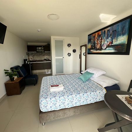 Sea Life Apartamentos En Via Principal Centro Y San Luis San Andrés Εξωτερικό φωτογραφία