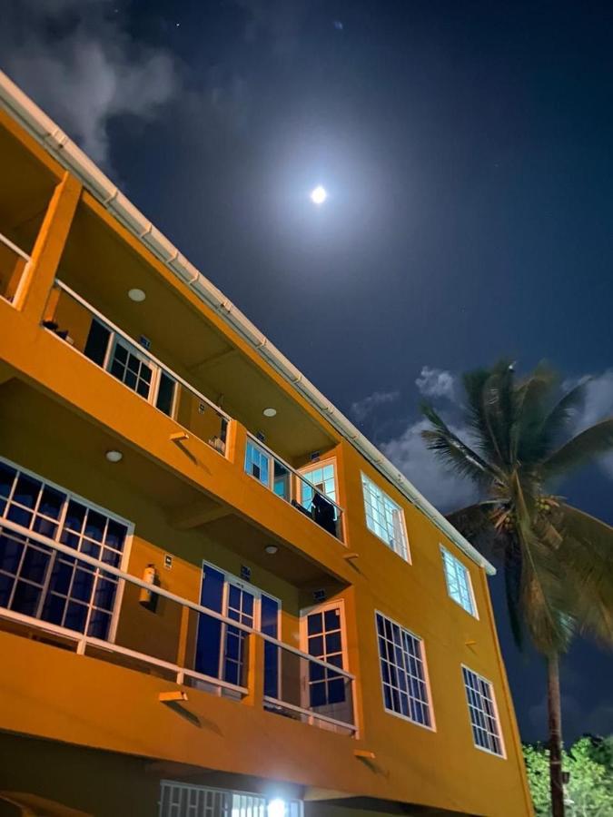 Sea Life Apartamentos En Via Principal Centro Y San Luis San Andrés Εξωτερικό φωτογραφία
