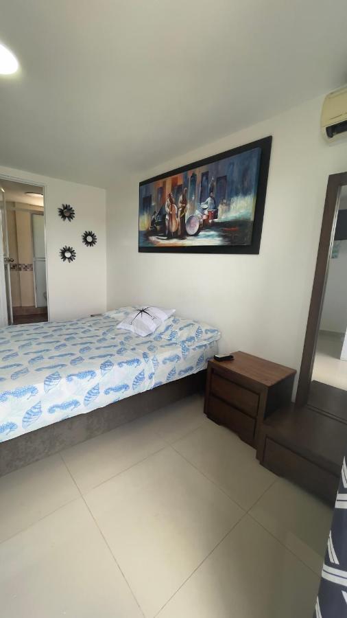 Sea Life Apartamentos En Via Principal Centro Y San Luis San Andrés Εξωτερικό φωτογραφία